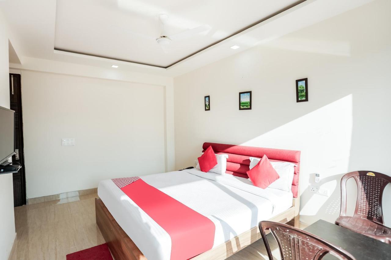 Oyo 65118 Hotel Vatika Gurgaon Exterior foto